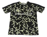 Černo-žluté vzrované sportovní tričko s nápisem Young Idols 