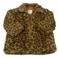 Hnědý kožešinový kabát s leopardím vzorem 