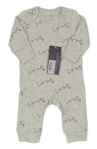 Nové - šedý overal s nápisy 