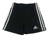 Černé sportovní kraťasy s bílými pruhy a logem Adidas
