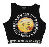 Černý crop top s nápisy a smajlíkem z flitrů Yd.