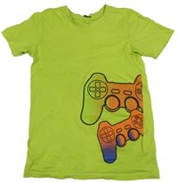 Světlezelené tričko s ovladači 