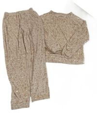 Světlerůžové vzorované plyšové pyžamo se srdíčky Tu