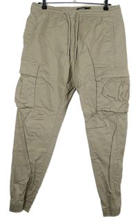 Pánské béžové cargo plátěné kalhoty s kapsami Pull&Bear 