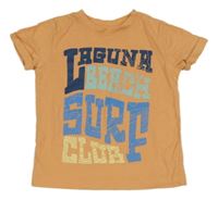 Oranžové tričko s nápisem 