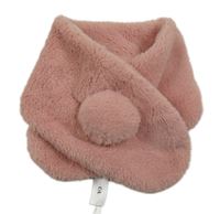 Růžová kožešinová šála s bambulí