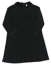Černé šaty s límečkem s korálkovým řetízkem zn. Next