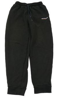 Černé tepláky s logem MCKENZIE