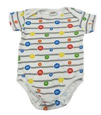 Bílo-šedé pruhované body s M&M´s