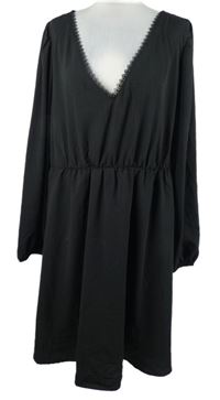 Dámské černé šaty s krajkou na zádech Shein