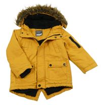 Hořčicová šusťáková zateplená bunda s kapucí s kožešinou Primark