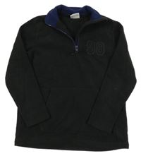 Černá fleecová mikina s číslem Yigga