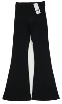 Nové - černé žebrované flare teplákové kalhoty F&F