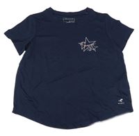 Tmavomodré tričko s hvězdičkou 