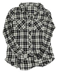 Černo-bílá kostkovaná halenka se cvočky Matalan