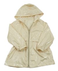 Pudrová lesklá šusťáková jarní parka s kapucí 