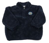 Tmavomodrá chlupatá mikina s nášivkou s číslem impidimpi