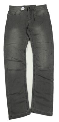 Nové - tmavošedé slim teplákové rifle YIGGA