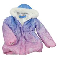 Modro-fialovo-růžová prošívaná šusťáková zimní parka s vločkami a kapucí s kožešinou