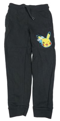 Tmavošedé tepláky s Pikachu Primark