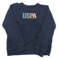 Tmavomodrá mikina s nápisem U.S.Polo Assn