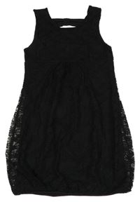 Černé krajkové šaty 