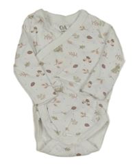 Bílé zavinovací body s listy C&A