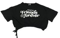 Černé crop tričko s bílým nápisem Page one young