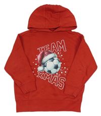 Červená čepice s míčem a kapucí F&F