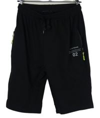 Pánské černé teplákové kraťasy s nápisem 