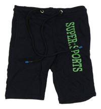 Tmavomodré teplákové kraťasy s nápisy 