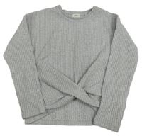 Šedý žebrovaný svetr s překřížením F&F