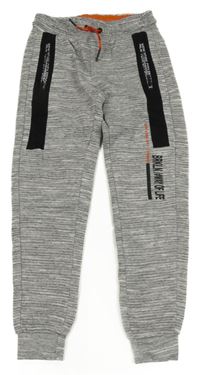 Šedé melírované tepláky s nápisem Chapter Young