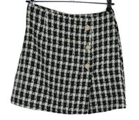 Dámská černo-bílá kostkovaná sukně s rozparkem a knoflíky Shein