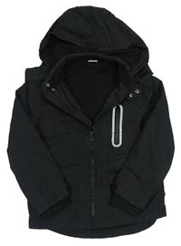 Černá šusťáková jarní bunda s kapucí F&F
