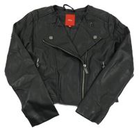 Černý koženkový jarní crop křivák S. Oliver