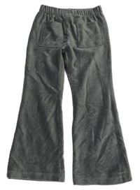 Tmavošedé žebrované flare sametové kalhoty 