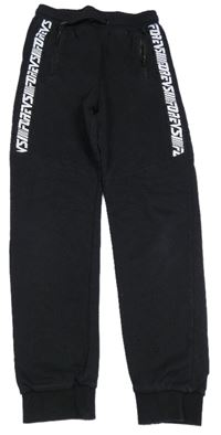 Černé tepláky s nápisem H&M