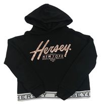 Černá crop mikina s logem a kapucí Hersey 