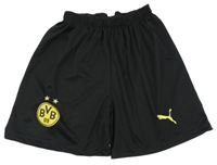Černé fotbalové kraťasy s erbem a logem Puma 
