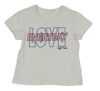 Bílé tričko s nápisy 