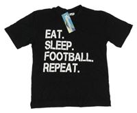 Nové - černé pyžamové tričko s nápisy 