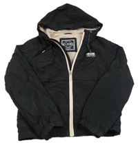 Černá šusťáková jarní bunda s nápisem a kapucí C&A