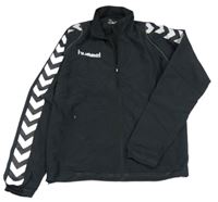 Černo-bílá šusťáková sportovní bunda se šipkami Hummel