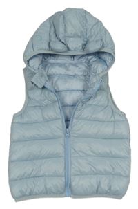 Světlemodrá šusťáková prošívaná zateplená vesta s kapucí 