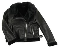 Černý zateplený koženkový křivák s kožešinou F&F