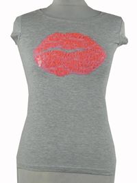Dámské šedé tričko se rty z flitrů Blind Date 