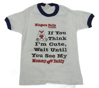 Bílo-tmavomodré tričko s nápisem a medvídkem 