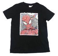 Černé tričko se Spidermanem z flitrů Marvel