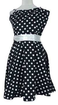 Dámské černo-bílé puntíkované šaty s páskem 